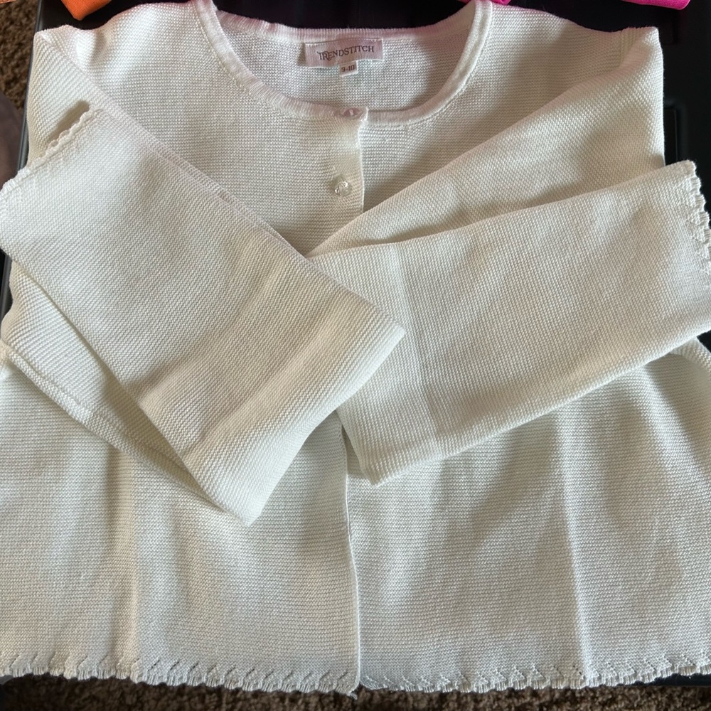 Girls' off White Knit Bolero Cardigan with 3 button feature.